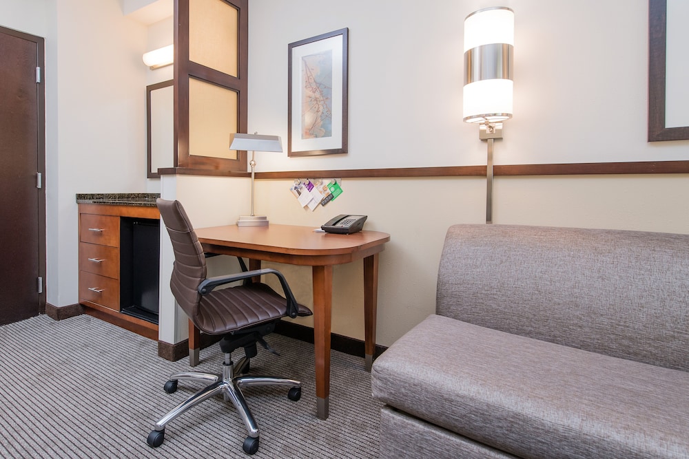 Hyatt Place Charleston Airport Convention Center 61/66