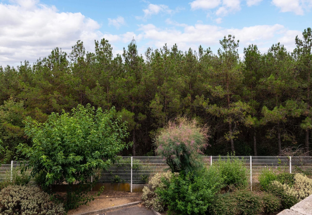 B&B Hotel Montpellier (2) 31/35