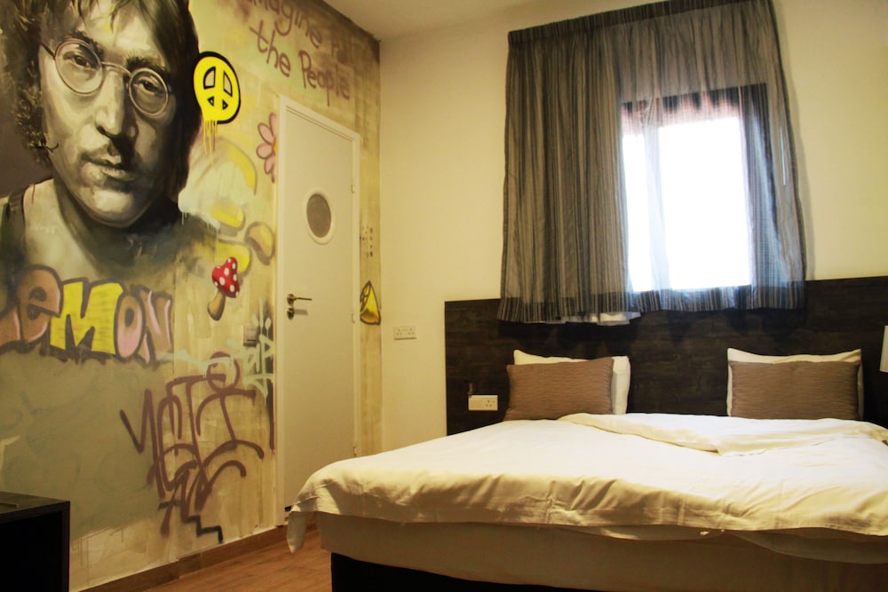 Rise Street Art Hotel 34/63