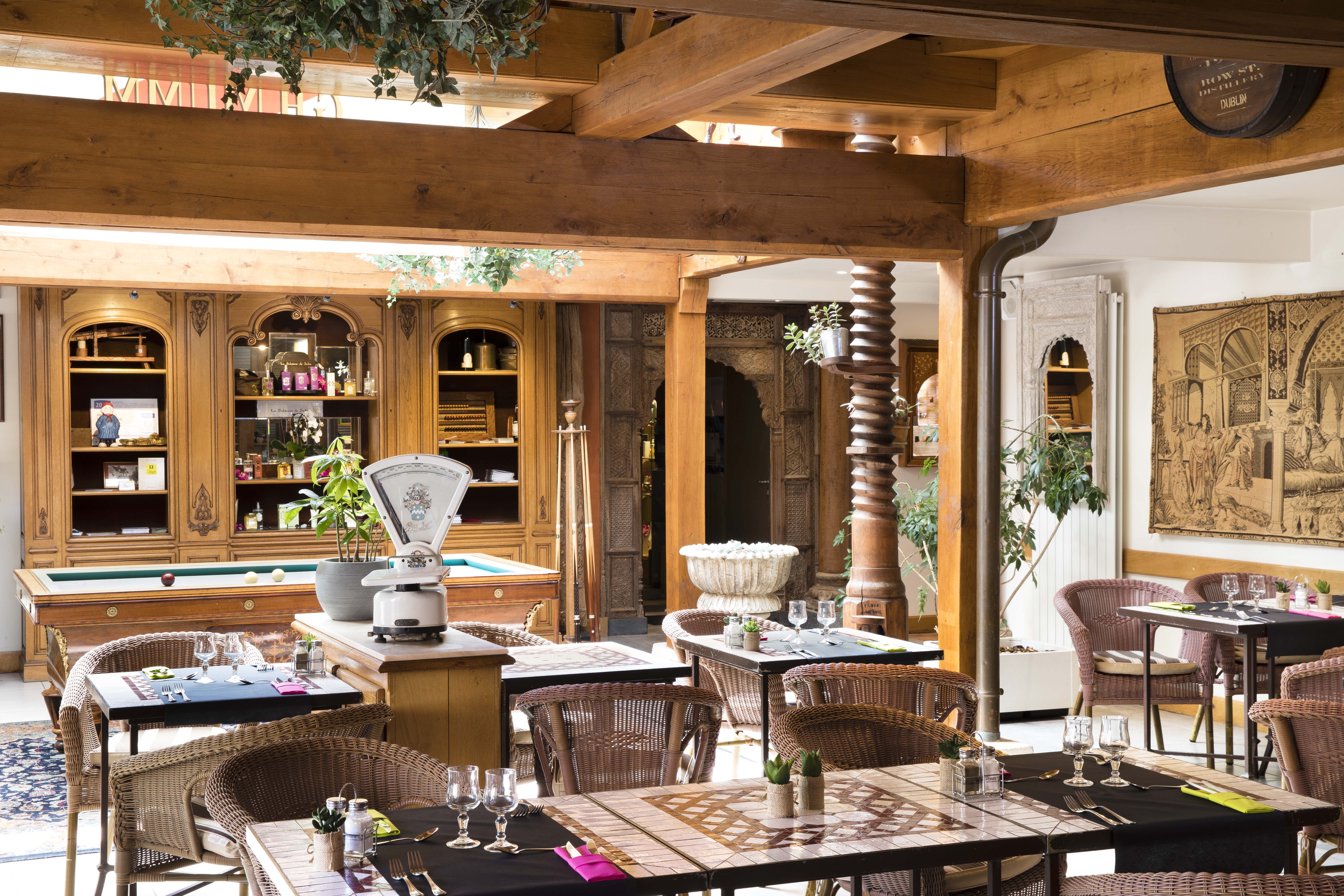 Hotel Spa Le Lion D Or 34/41