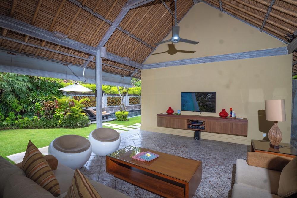 Serene Villas 33/49