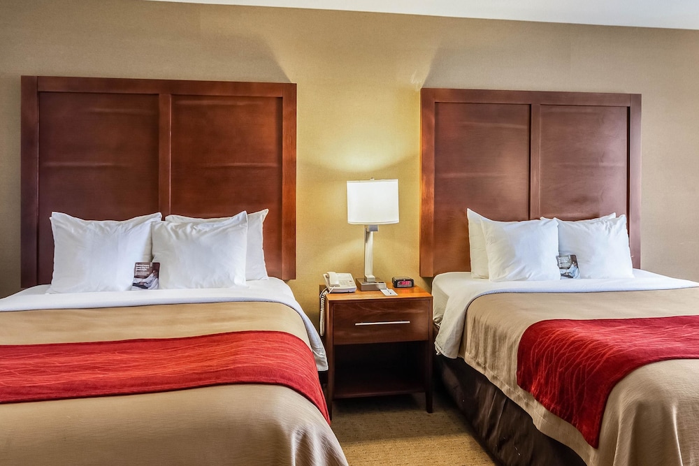 Comfort Inn & Suites Gillette near Campbell Medical Center 20/44