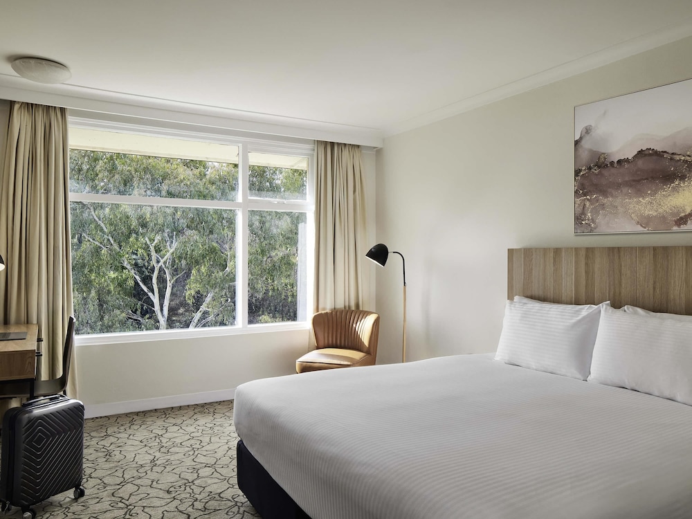 Ibis Styles Tamworth 22/51