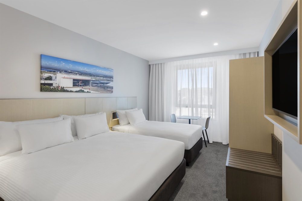 Travelodge Hotel Sydney Airport 4/28