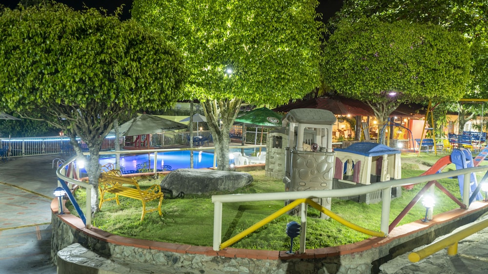 Jarabacoa River Club 51/57