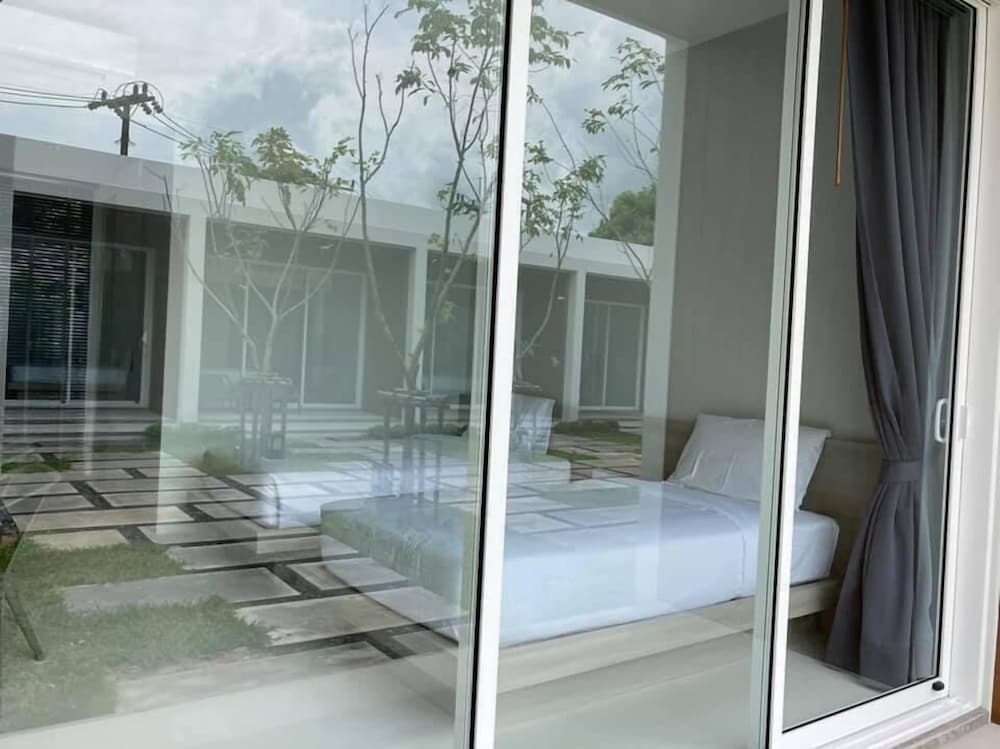 Baan Fah Resort 43/89