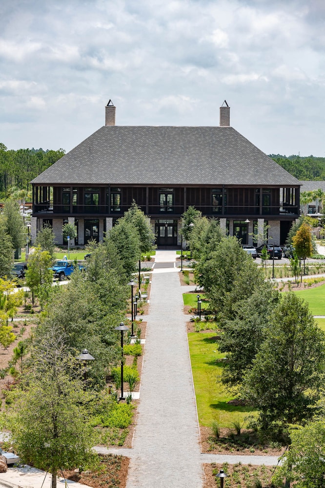 Camp Creek Inn 38/50