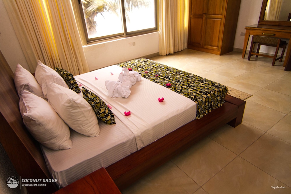 COCONUT GROVE BEACH RESORT 24/66