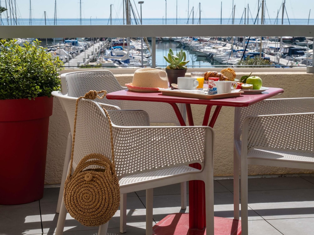 Ibis Budget Menton 51/66