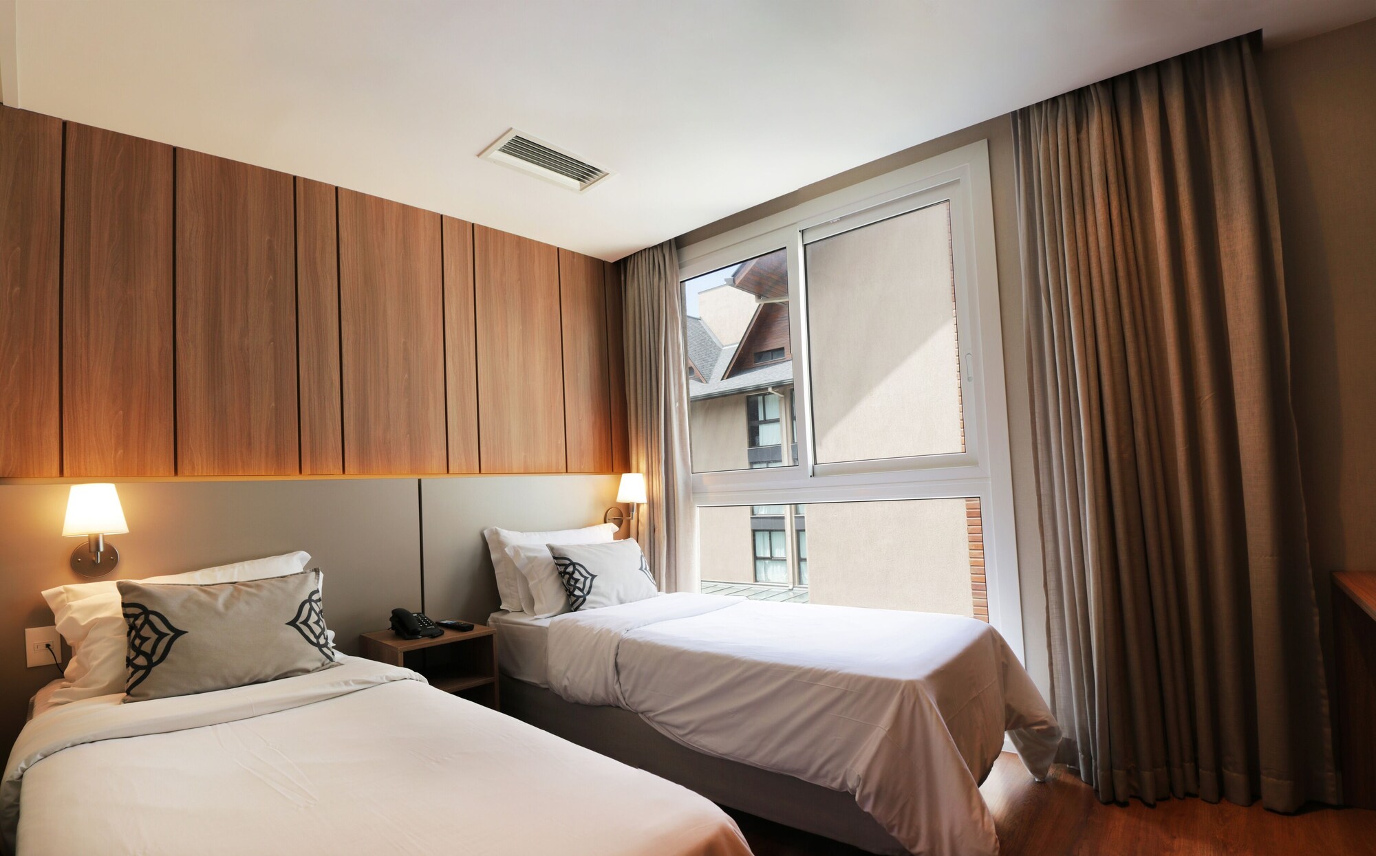 CLASSIC, APARTMENT, TWIN BEDS