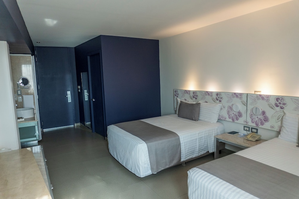 Hotel Punta Azul 26/59