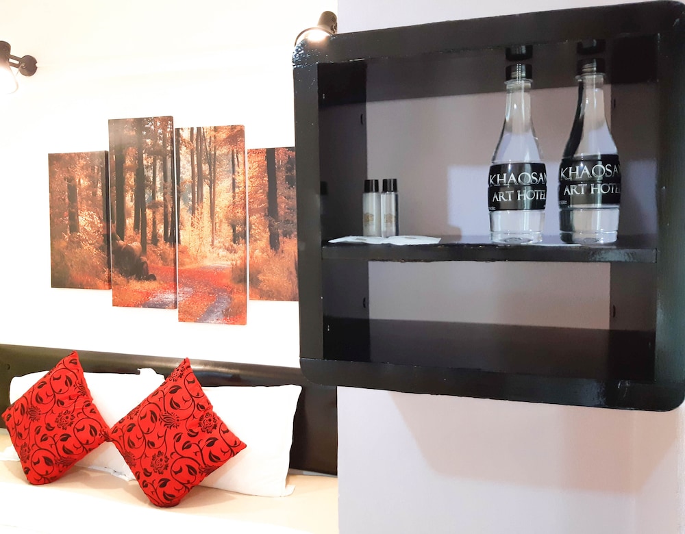 Khaosan Art Hotel 10/75