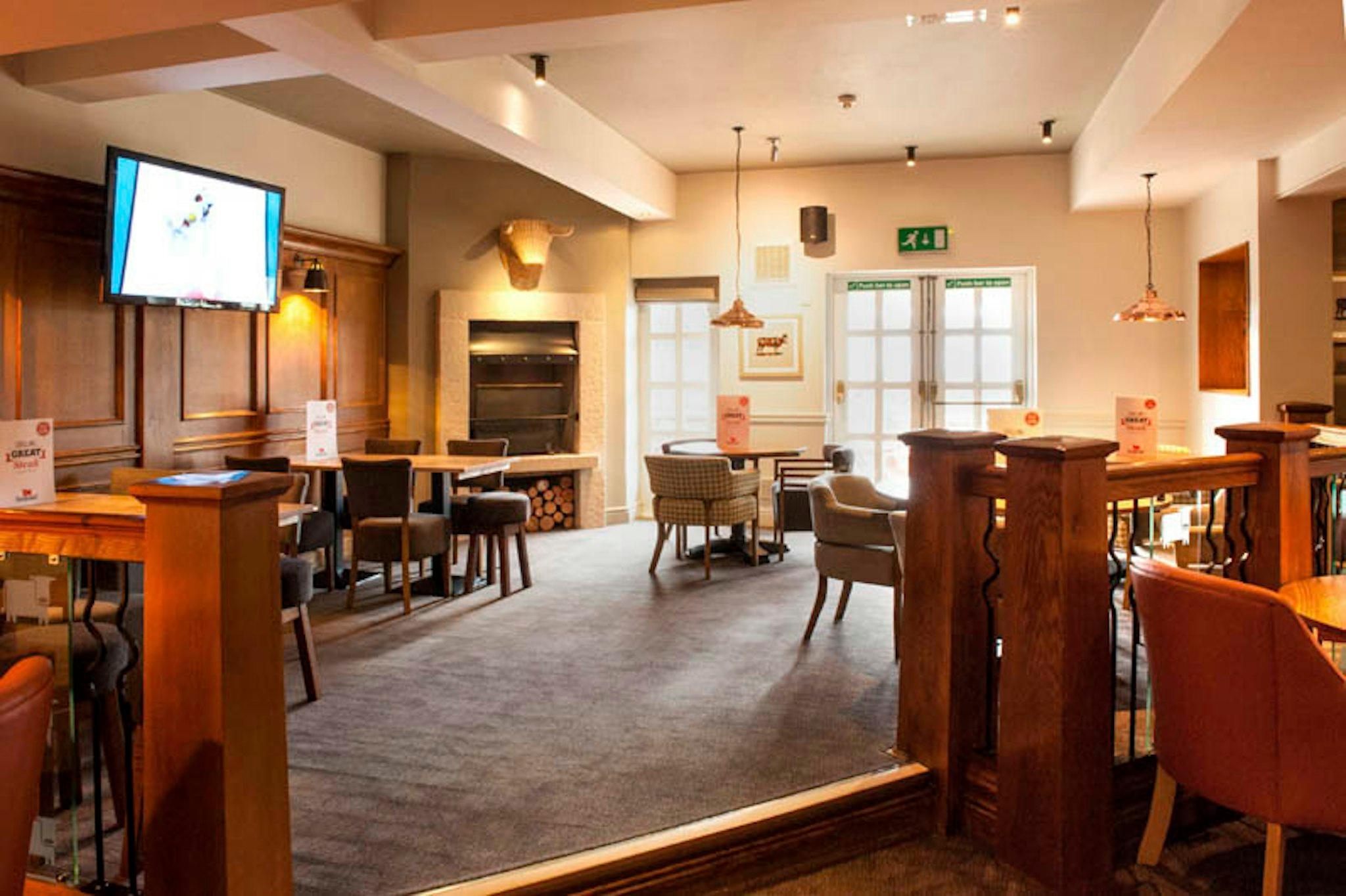 Premier Inn Worcester M5jct6 18/35