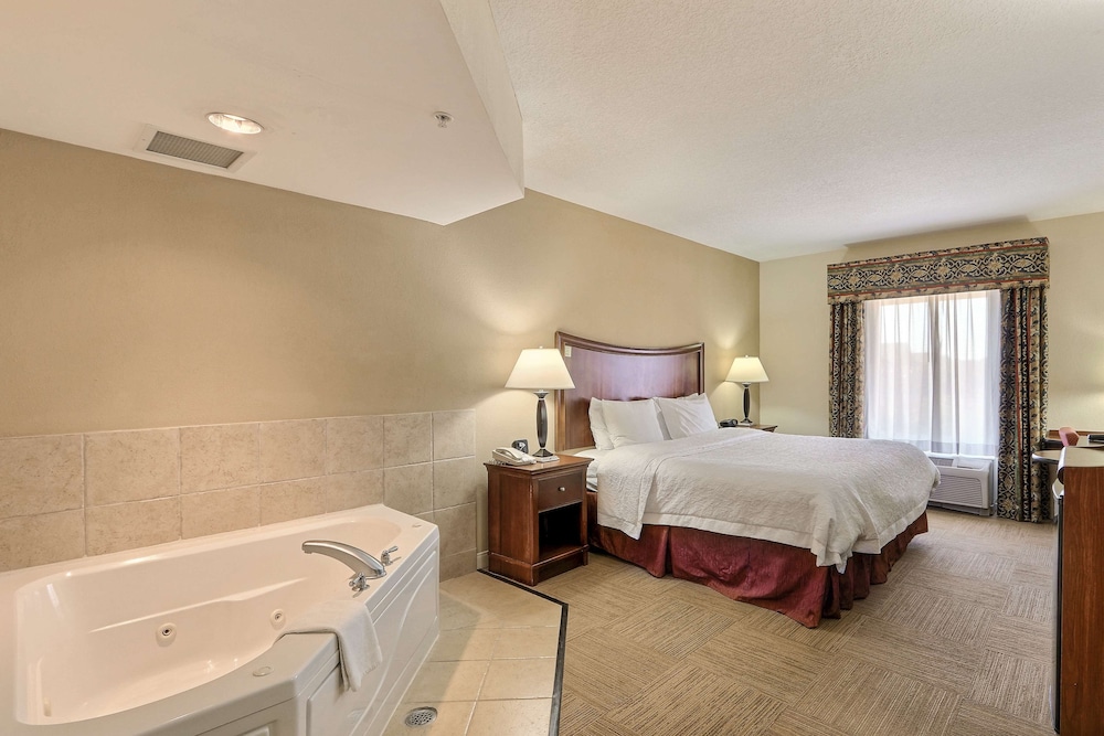 Hampton Inn Suites Savannah I 95 South Gateway 6/32