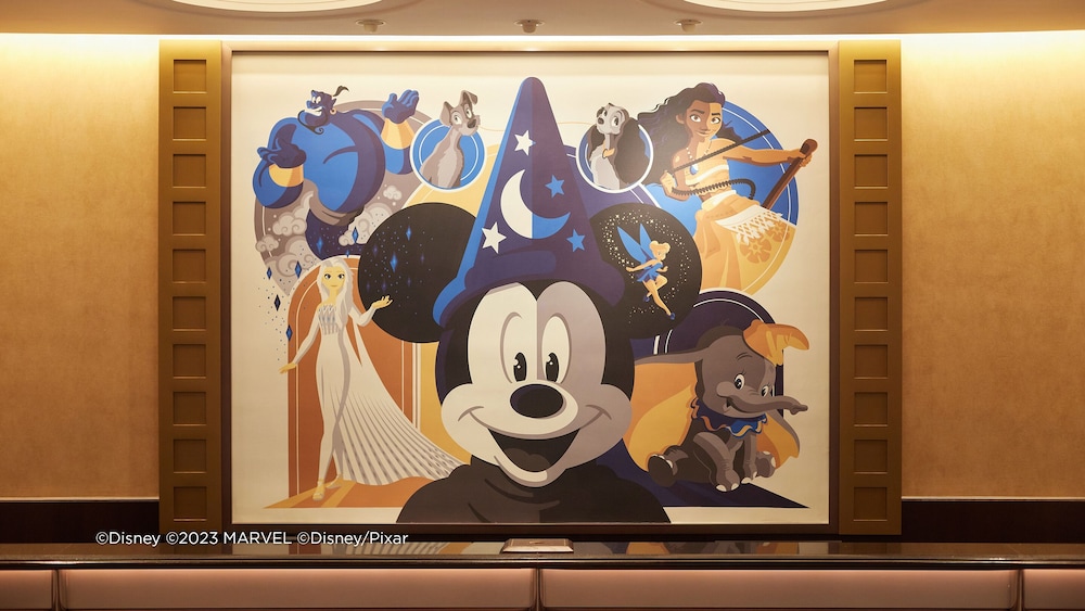 Disneys Hollywood Hotel 10/64