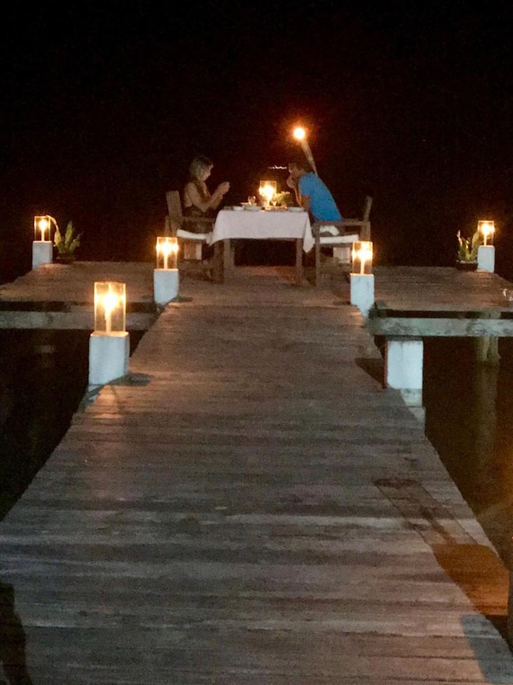Dolarog Beach Resort 37/50