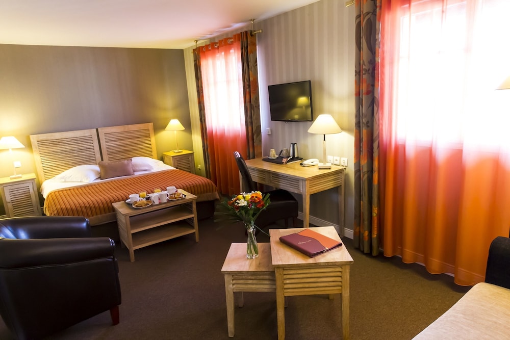 Qualys Hotel Almoria 52/75
