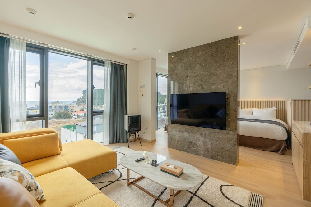 HOTEL FINE JEJU 32/47