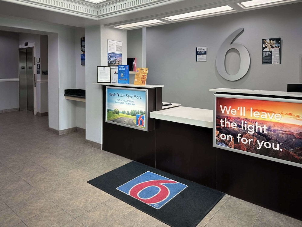 Motel6 Mission, TX 8/49
