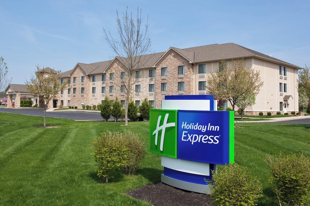 Holiday Inn Express Hocking Hills Logan 2/72
