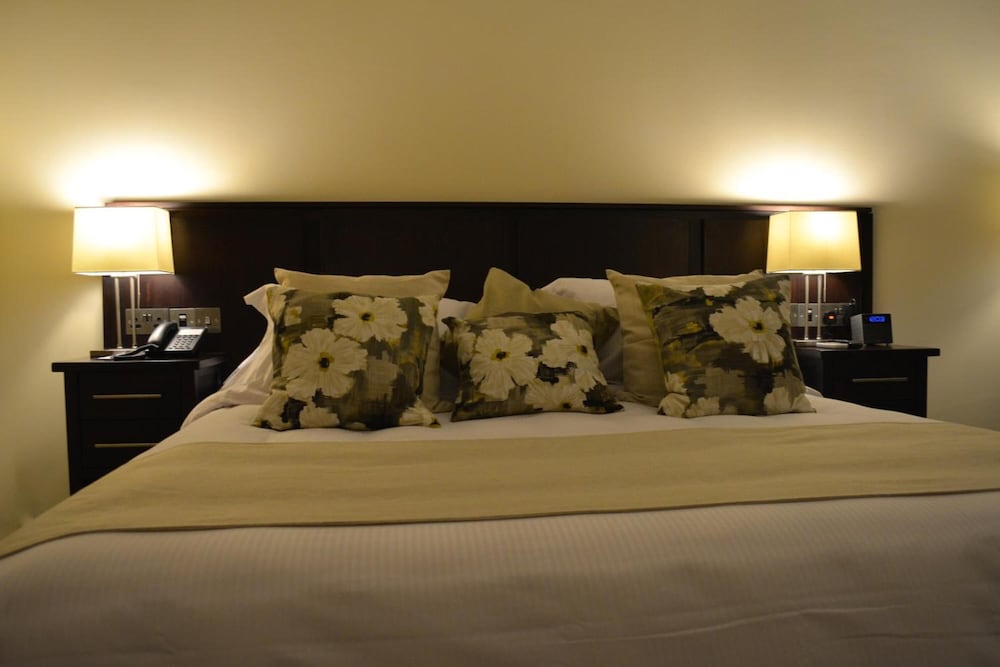 New Brookfields Hotel 17/43