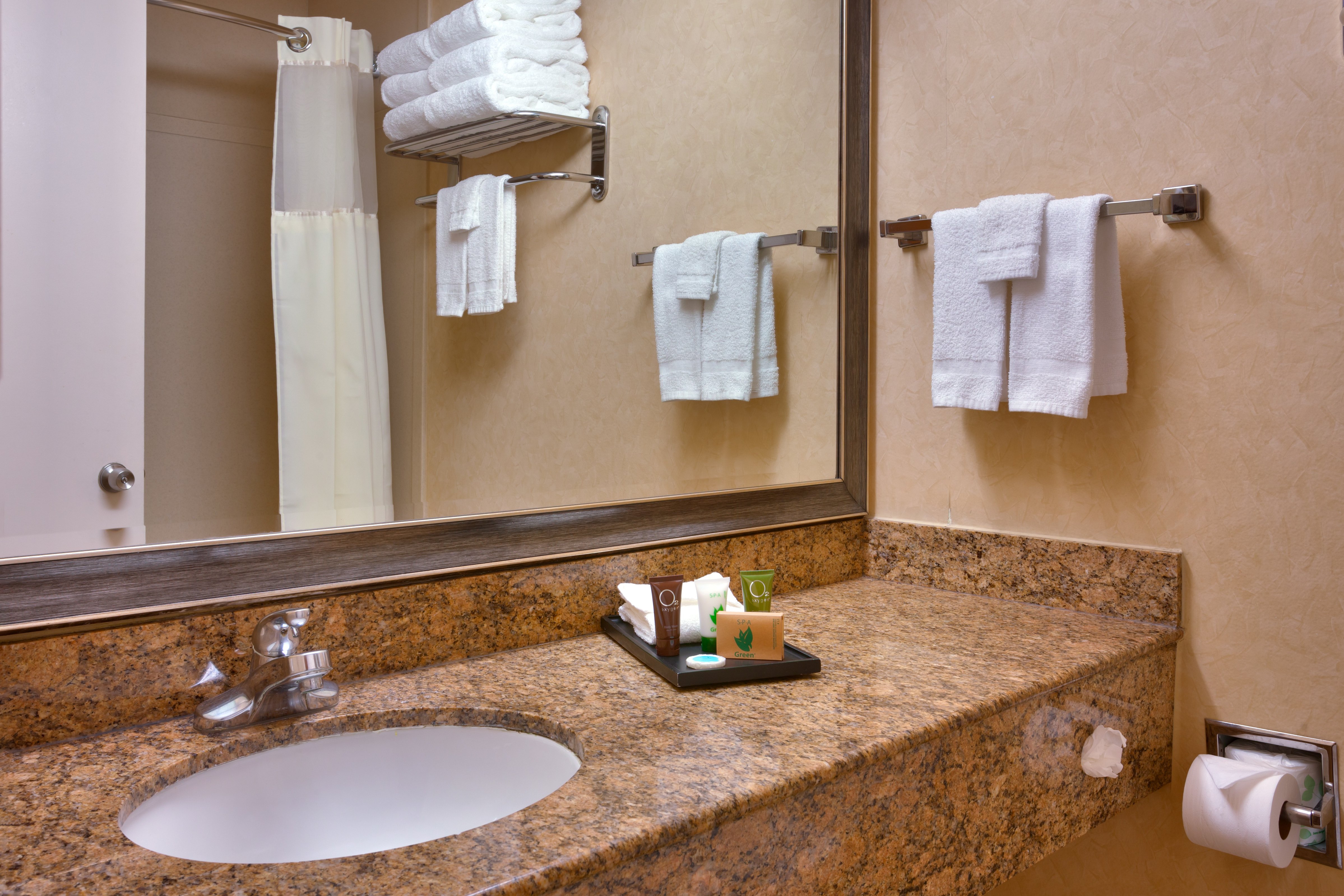 Cortona Inn And Suites 77/78