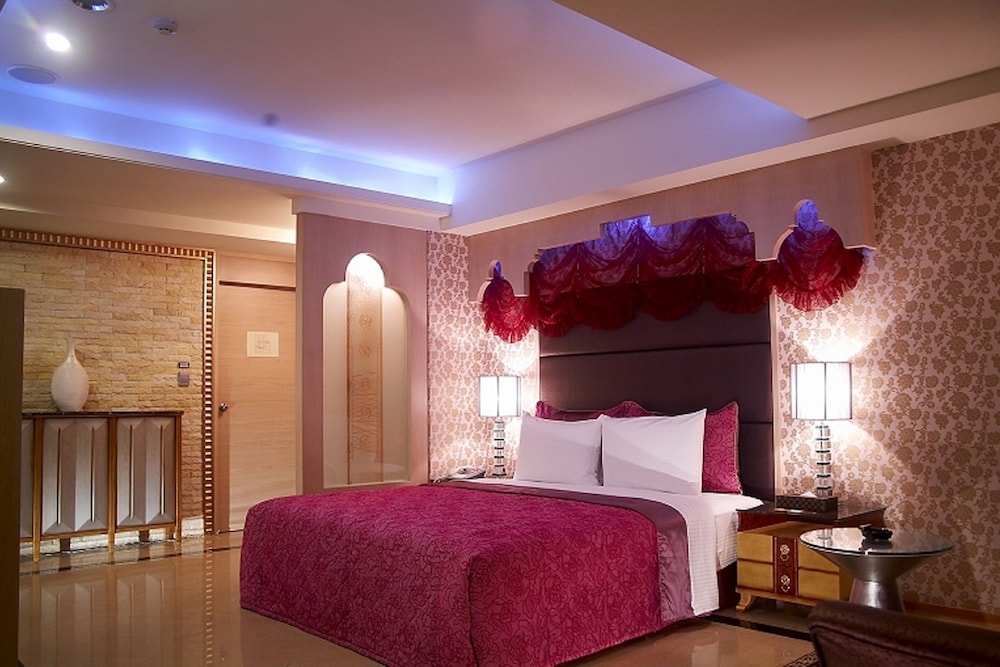 SLV Hotel 35/50