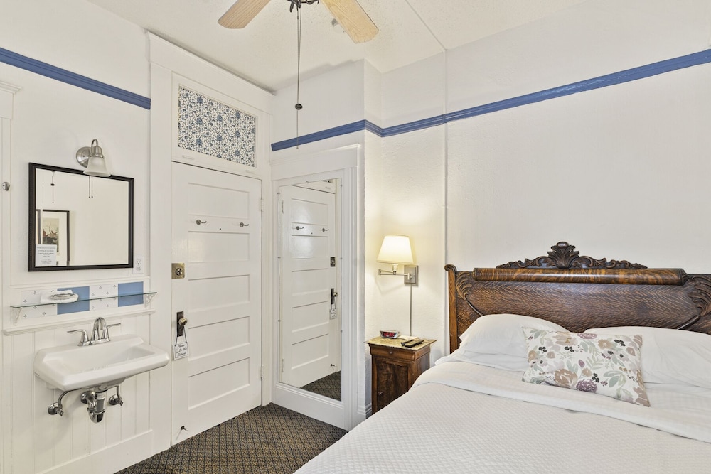 Golden Gate Hotel 16/37