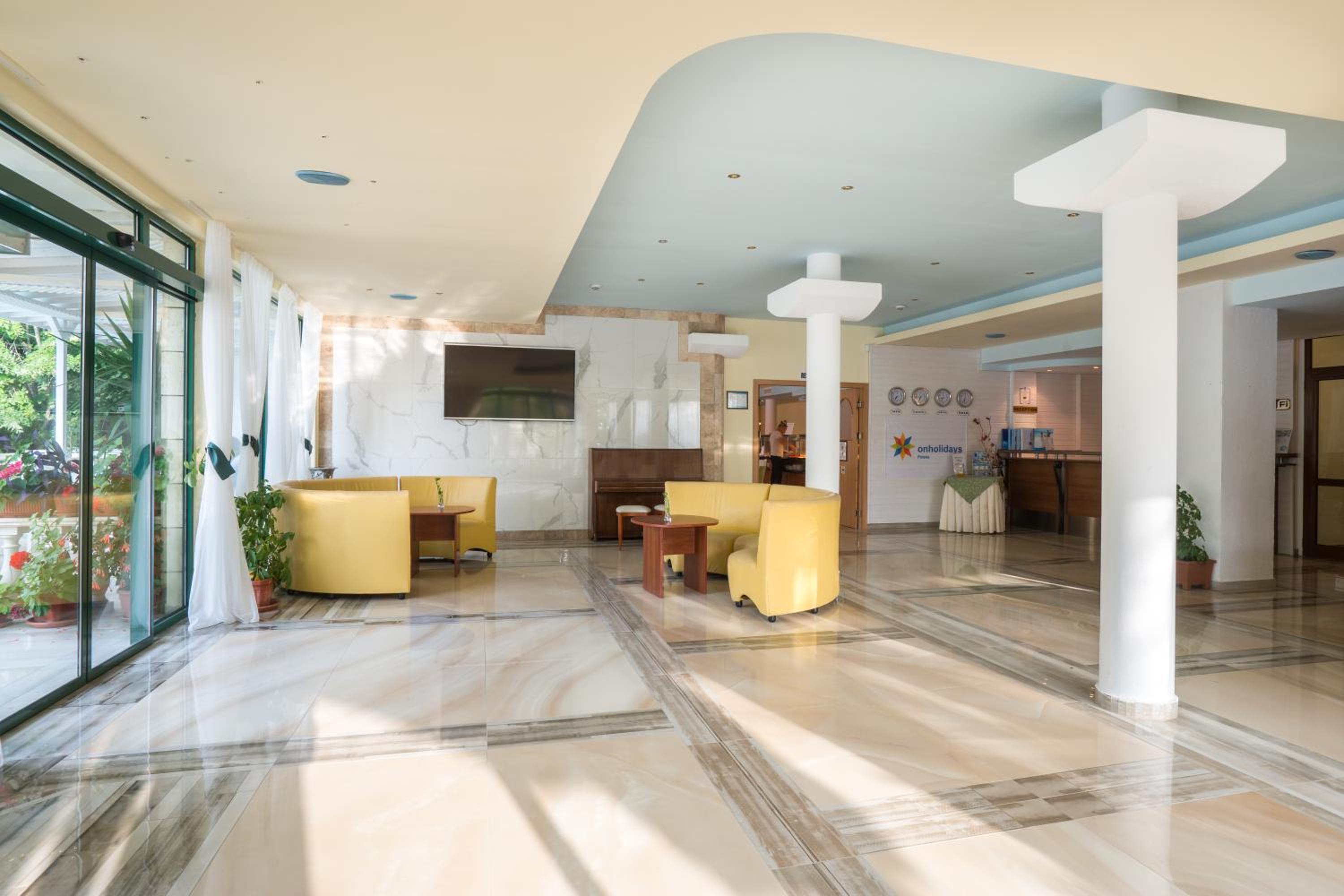 Perla Plaza 7/50
