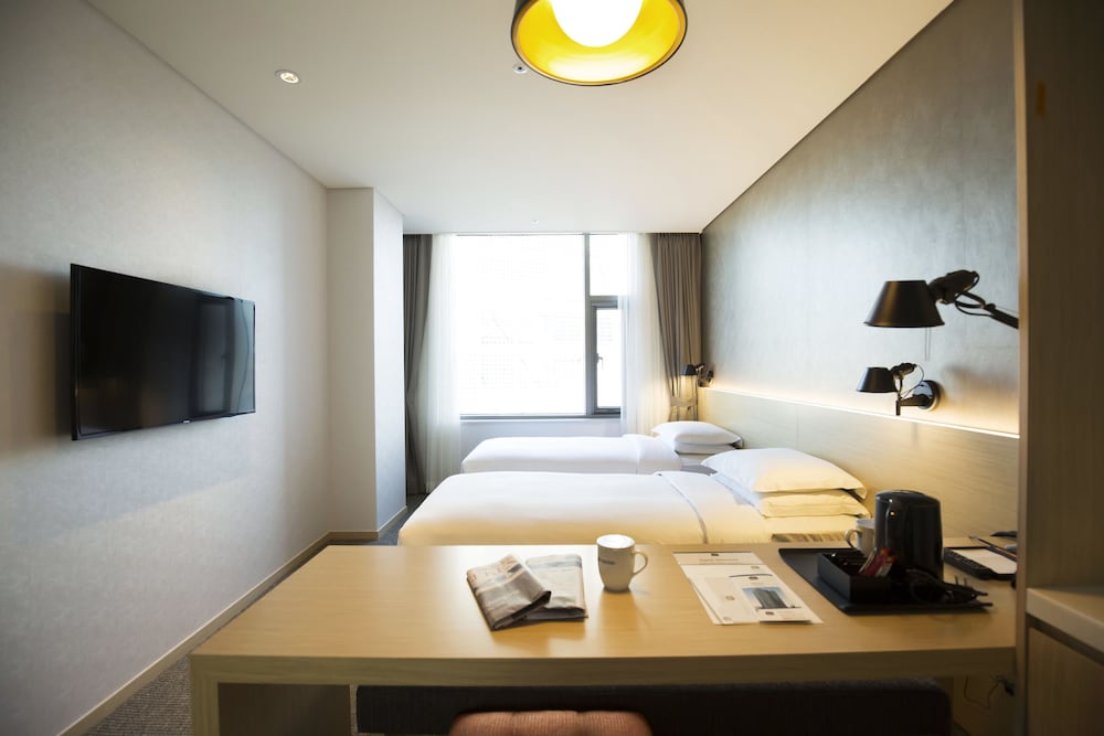 Arirang Hill Hotel Dongdaemun 28/55