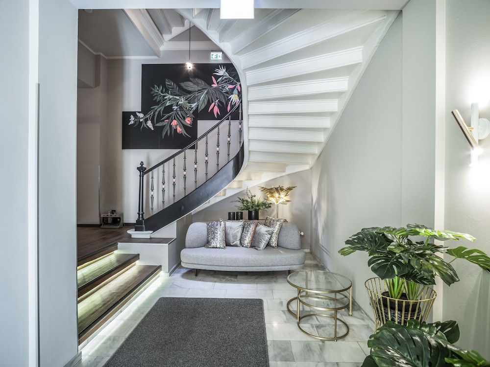 Acor Boutique Hotel 46/58