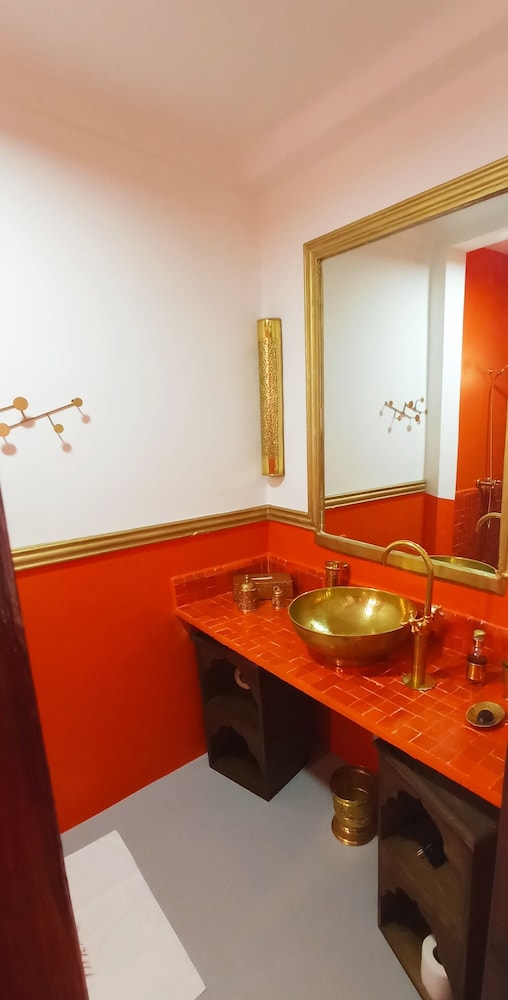 Riad Heklek 8/50