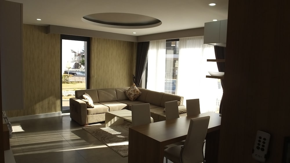 Hande Homes 16/39