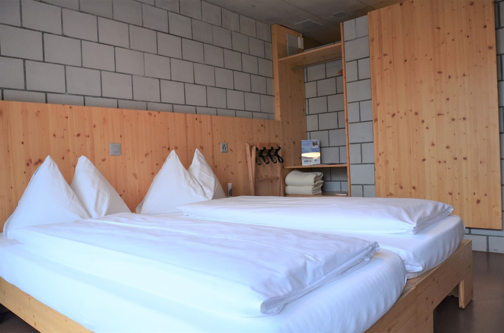 Hotel Seaside ABZ Spiez 9/39