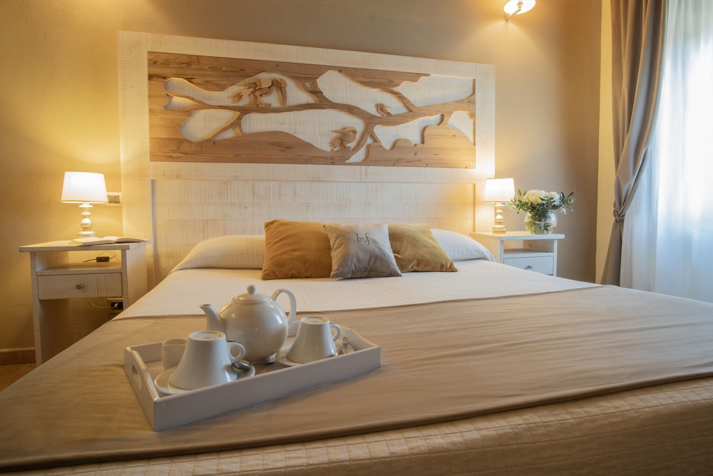 Relais Borgo San Faustino 6/50