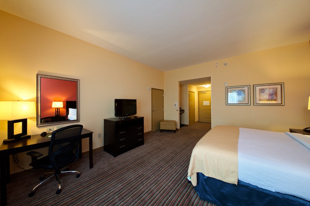 HOLIDAY INN TITUSVILLE KENNEDY SPACE CENTER 14/76