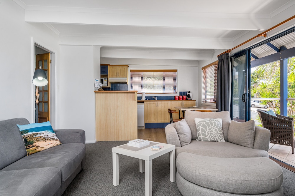 CLUB YAMBA LUXURY HOLIDAY VILLAS 34/64