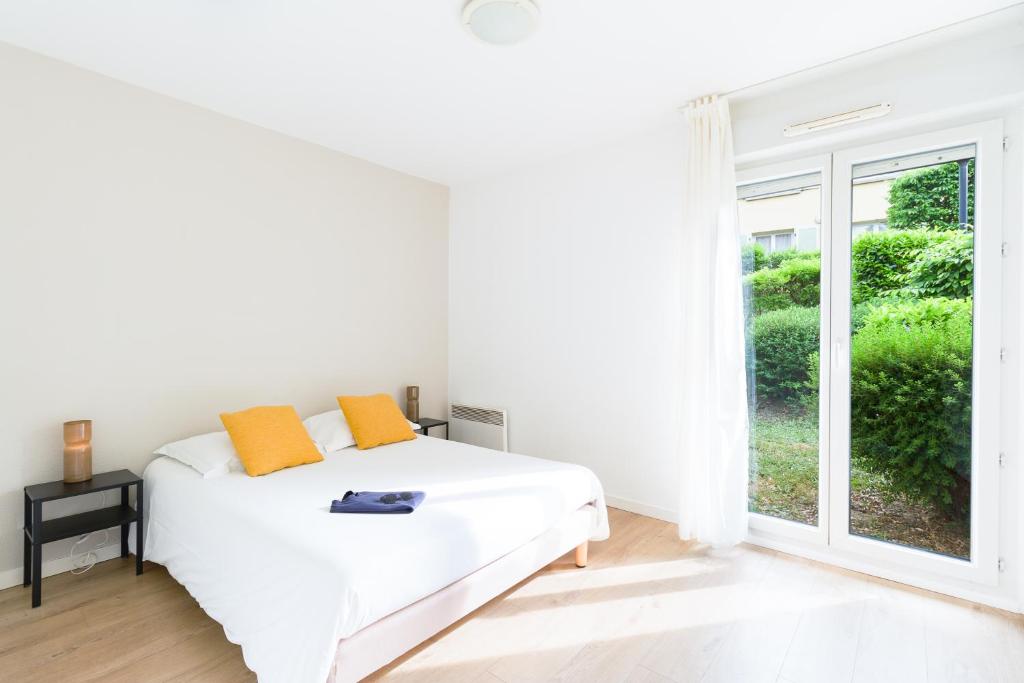 1 Bedroom, Apartment