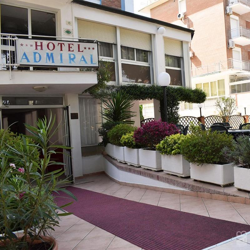 Hotel Admiral 8/65