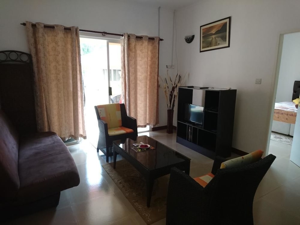 Alha Villa 8/22
