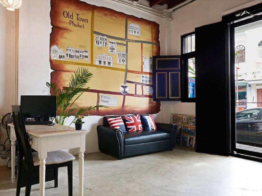 Chino Town Gallery Hostel 39/58