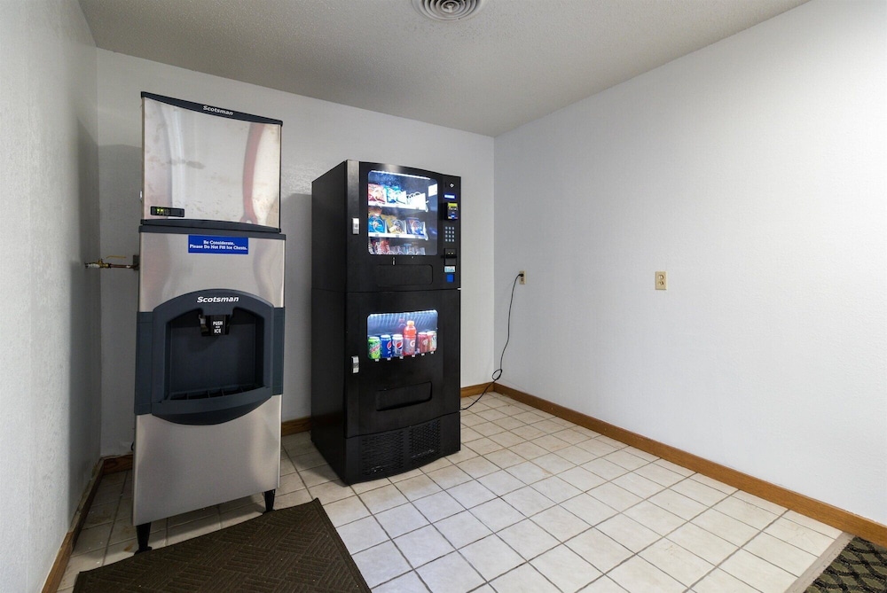 Motel6 Marion, IL 36/49
