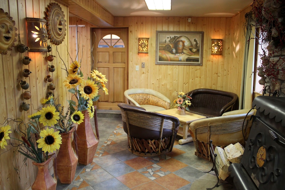 Spirit Lake Lodge and Snowmobile Rentals 40/63