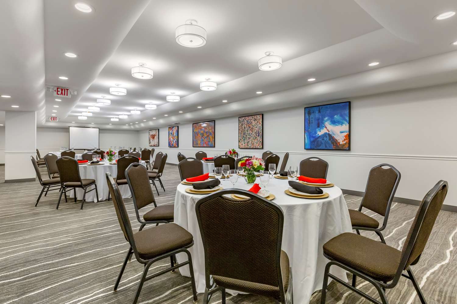 Best Western Premier Rockville Hotel & Suites 34/38