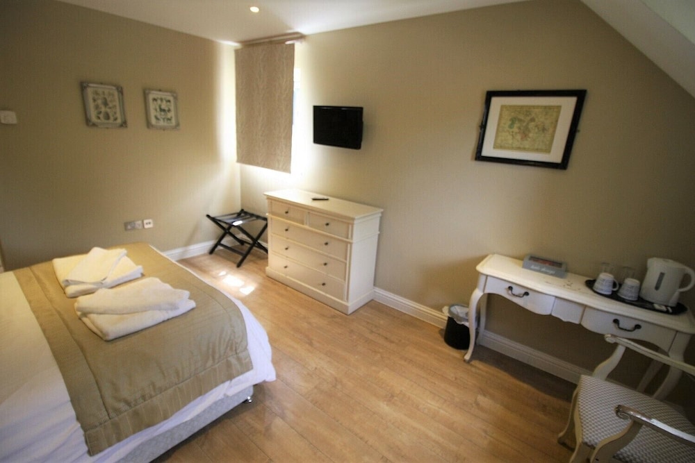 The Sun Inn 25/56