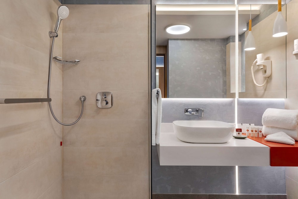 Ramada by Wyndham Slatina Parc 48/49