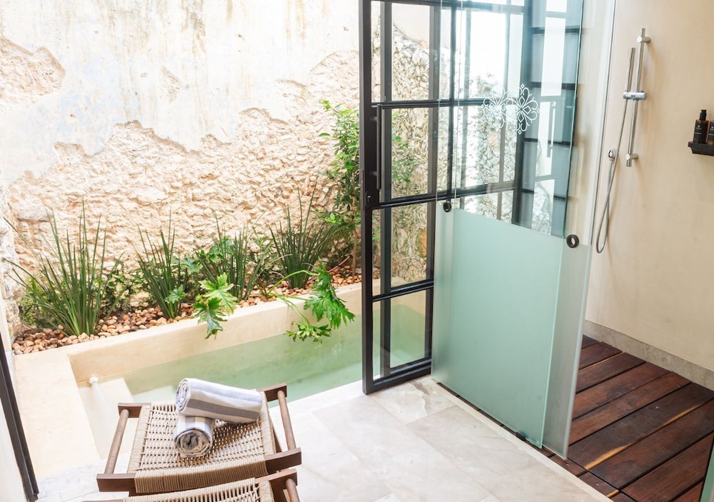 Adoro Hotel Boutique 23/50