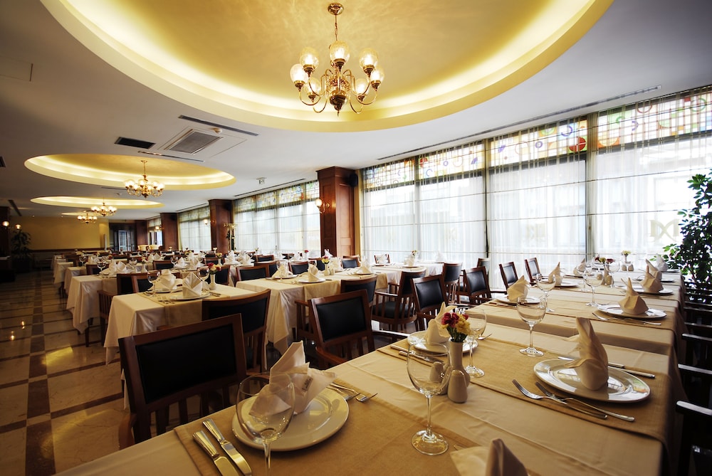 Taksim Metropark Hotel 39/50