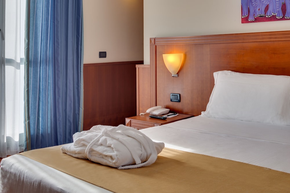 Hotel Raffaello 60/126
