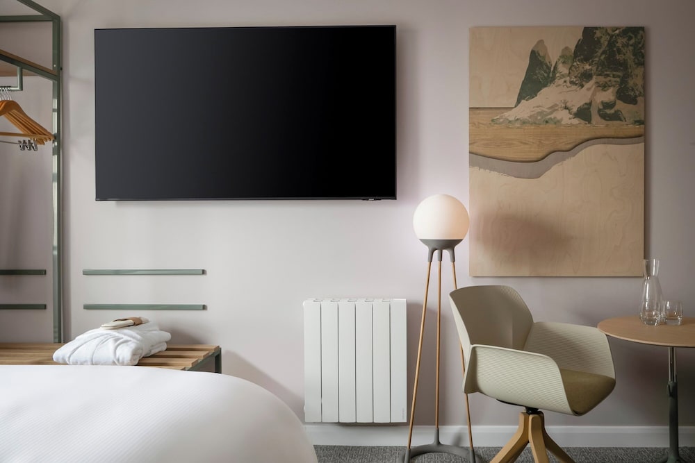 voco Zeal Exeter Science Park By IHG 15/50